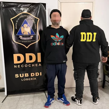 Detuvieron a docente en Lobería denunciado por abuso sexual