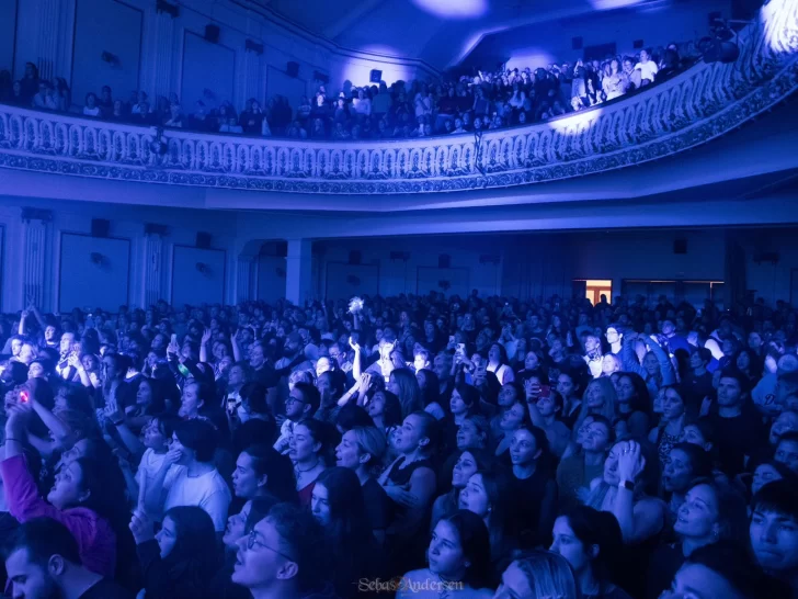 Teatro-Paris-Miranda-Necochea-1-728x546
