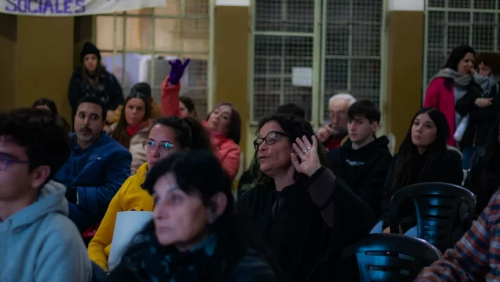 Más de 150 personas participaron de la Catedra Abierta de Puerto Quequén