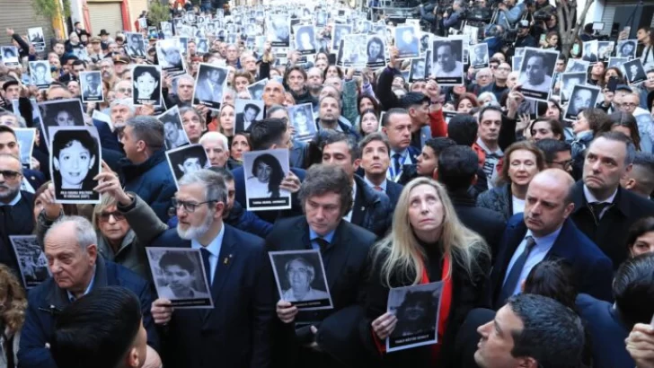 Milei en el acto a 31 años del atentado a la AMIA: “No vamos a parar hasta que se haga justicia”