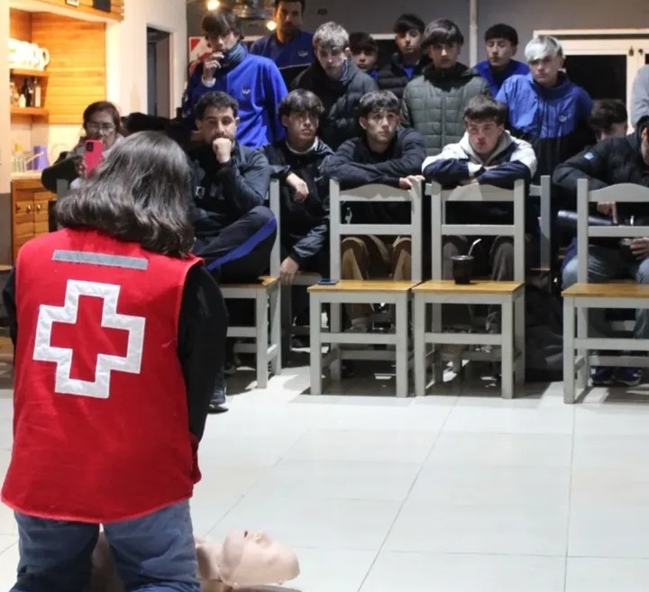 Más de 100 personas se capacitaron de la mano de Cruz Roja Necochea durante junio