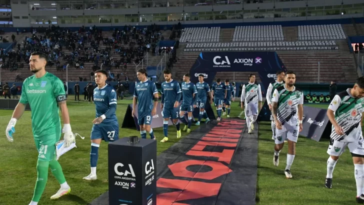 Racing reaccionó y se lo dio vuelta a San Martín (SJ) para avanzar de ronda