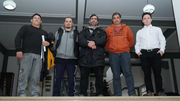 Los serenos de buque no bajan los brazos: “Somos 16 familias de Necochea en situación angustiante”