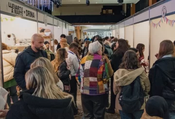 Mucho público en el primer día de la expo “Modo Emprender”