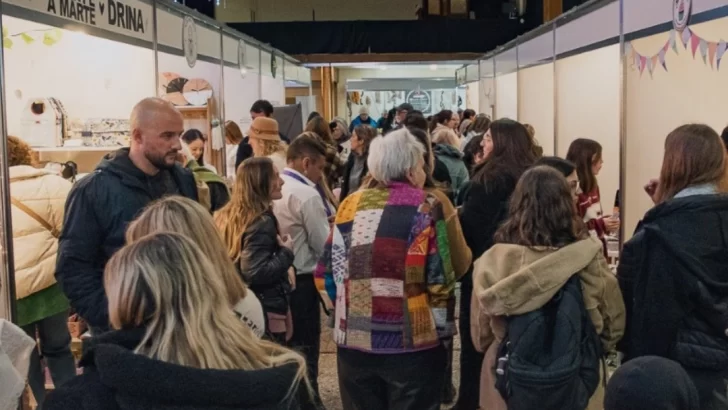Mucho público en el primer día de la expo “Modo Emprender”