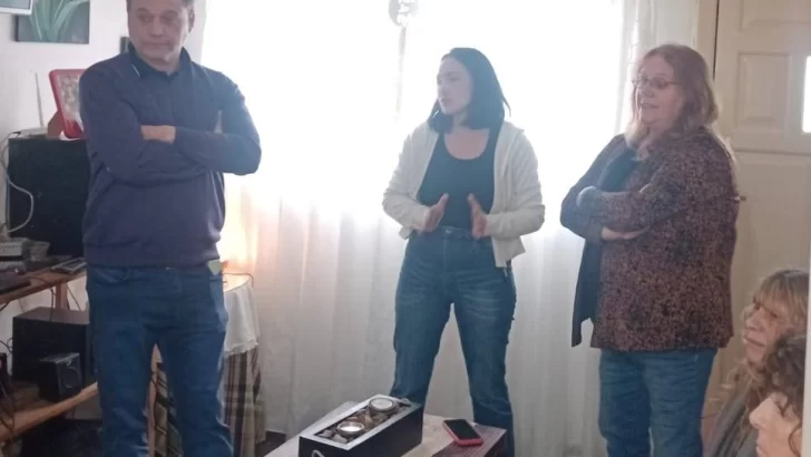 Maizzani se reunió con vecinos de Quequén para hablar de  “Salud y seguridad”