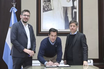 Rojas firmó con Kicillof el leasing para comprar un Arco en C