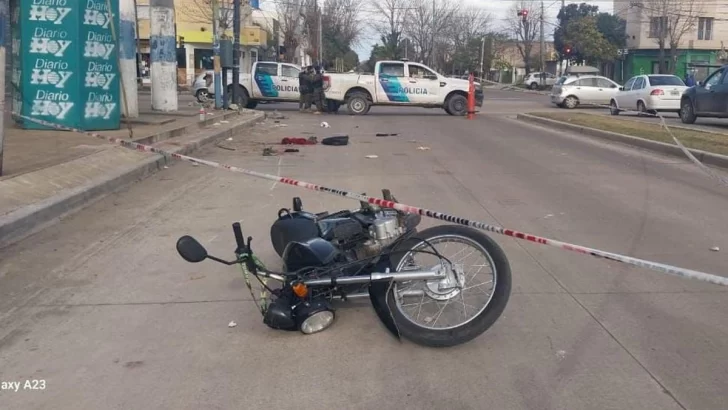 Video: escapaba de la Policía, se accidentó en la fuga y murió