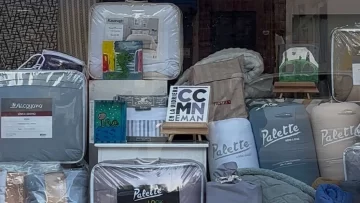 El arte de los estudiantes de plástica infantil ya se ve en los comercios