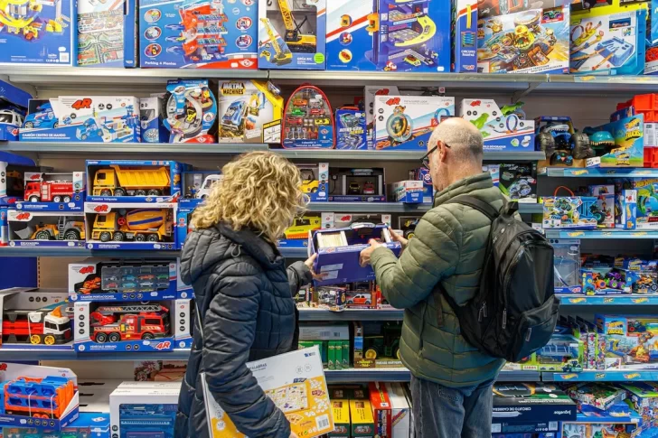 Día del Niño: a pesar de las promociones, hubo menos ventas y el gasto promedio se desplomó 21,1%