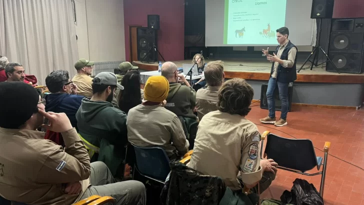 Preparan al personal municipal ante la aparición de Pumas en el Parque