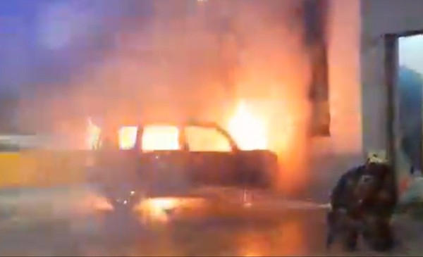 Persecución, choque e incendio: tres menores fueron detenidos