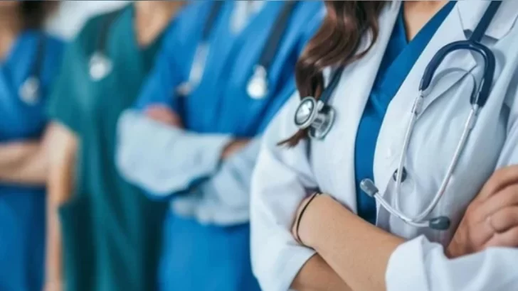 Ninguno de los 117 médicos que rindieron de nuevo el examen de residencias pudo revalidar su nota