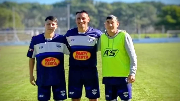 Las cosas lindas del fútbol: jugó junto a sus hijos y se vistió de goleador