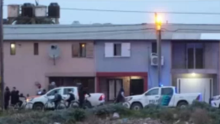 Operativo de tránsito termina en agresión a policías y secuestro de motos robadas
