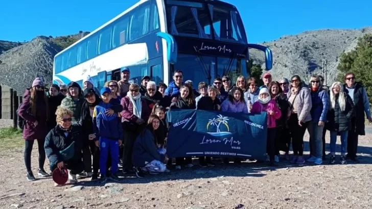 Un numeroso grupo de trabajadores municipales disfrutó de un viaje a Sierra de la Ventana
