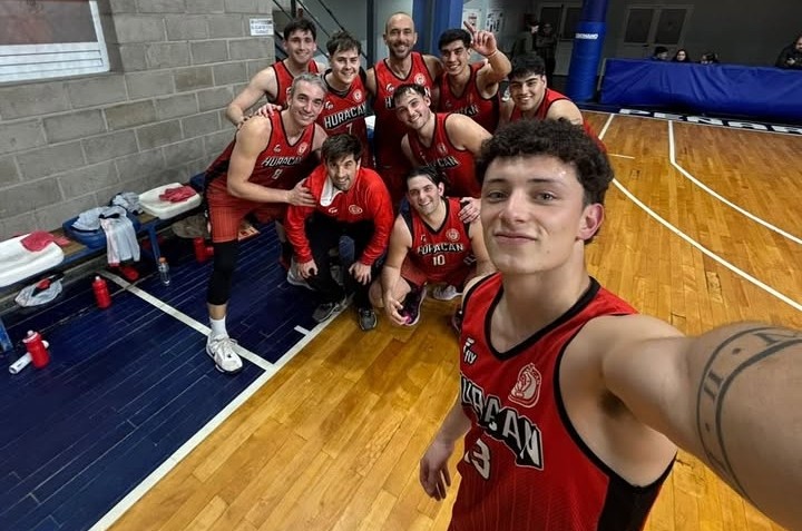 Gran noche de Huracán y Rivadavia, que ganaron como visitantes por el torneo marplatense