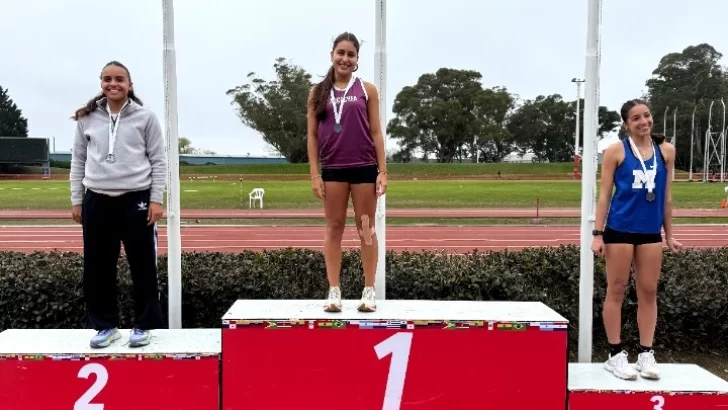 Nuevo título para Rosario Coronel: campeona de salto triple en el Provincial U20
