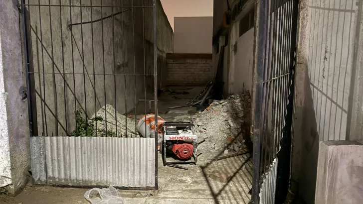 Estaba robando en el interior de una obra en construcción