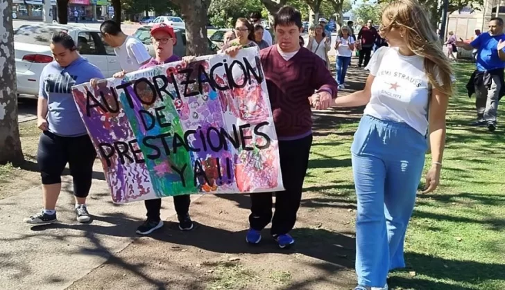 Amplio rechazo al veto a la Ley de Emergencia y hay movilización este martes