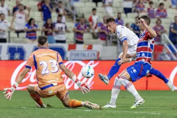 Vélez empató en Brasil y define la serie de octavos en Liniers