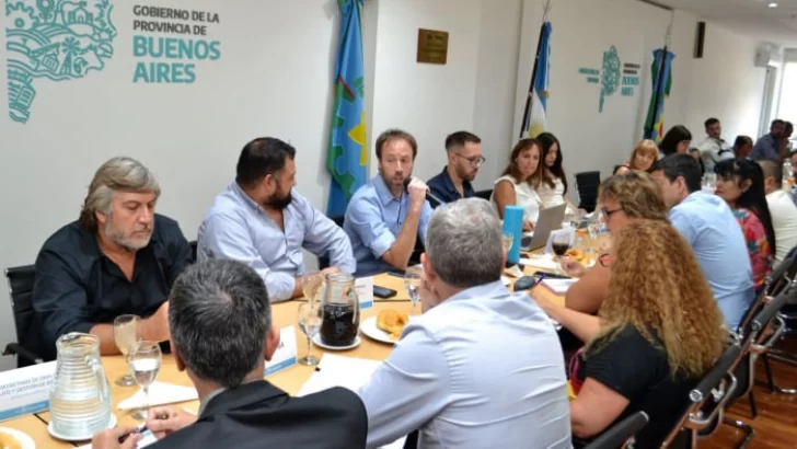 Los gremios docentes aceptaron la oferta salarial de la Provincia