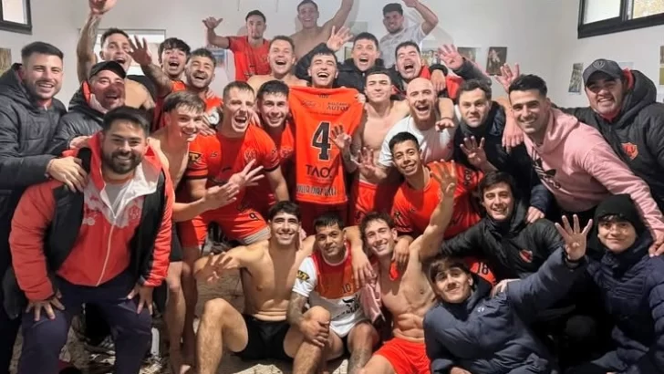 Villa Díaz Vélez goleó a Del Valle y se afirma entre los tres primeros