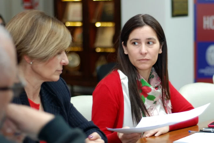 Distinguirán a personas que brindan un servicio social