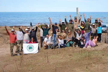 Gran jornada de plantación con activa participación de instituciones y vecinos