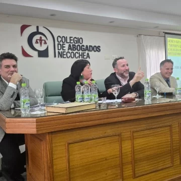 Emotivo homenaje a Mario Juliano en jornadas de Ciencias Penales