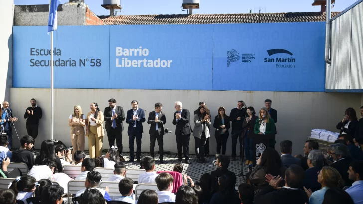 Kicillof inauguró la Escuela Secundaria N°58 en San Martín