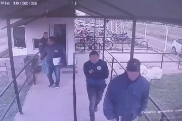Cuatro policías pidieron coimas en un frigorífico y al dueño de un bar: fueron condenados