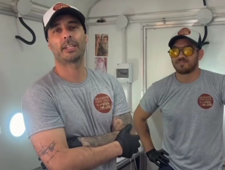 Atienden un food truck en 47 y 56 y el domingo cocinarán sin costo para los jubilados