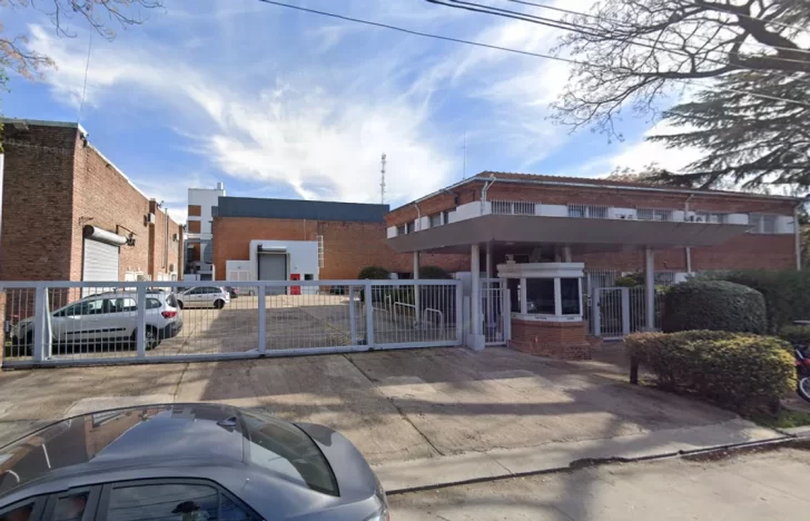 La ANMAT inhibió las actividades productivas de otro laboratorio