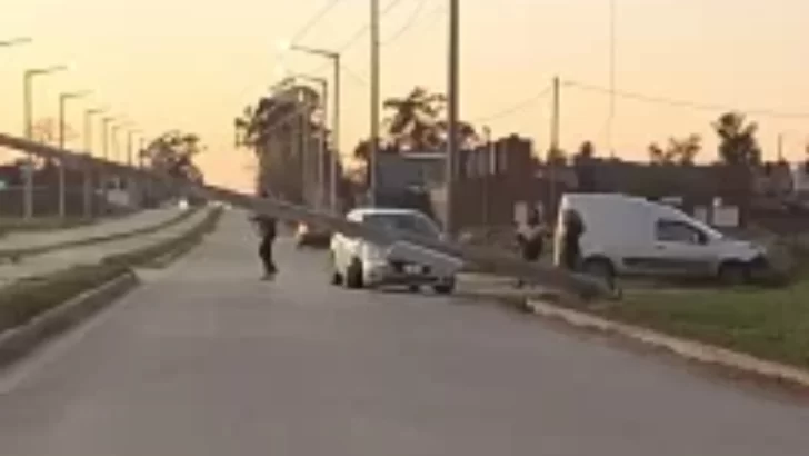 Accidente en Necochea: dos mujeres resultaron ilesas tras un choque en Avenida 75