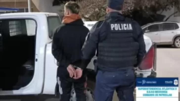 Detuvieron a un joven tras intentar robar una moto