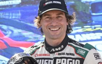 Juan Bautista recibió un reconocimiento al cumplir 250 carreras en el TC