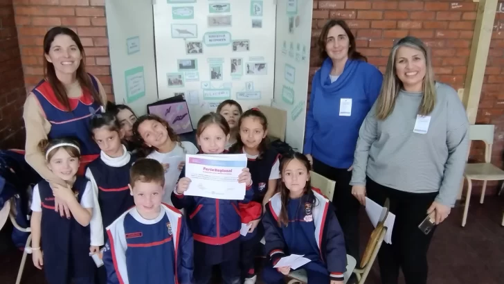 Dos proyectos educativos participan de la feria provincial en Mar de Ajó.