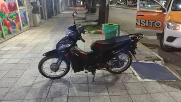 El COM y la Policía logran incautar una moto con pedido de secuestro