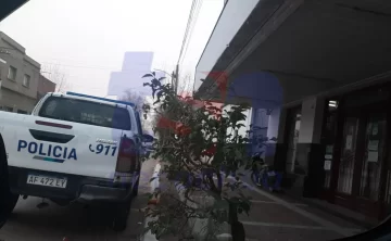 Robo en la tabacalera: cargaron dos camionetas con elementos y huyeron
