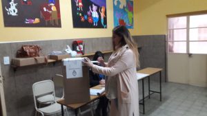 Primer voto en el Colegio de hermanas