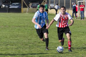 Huracán no pudo ante Defensores y aunque anotó se quedó sin ninguna unidad