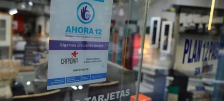 Oficializan la prórroga del programa Ahora 12 hasta el 31 de agosto