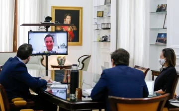 Provincia firmó acuerdos por leasing con 24 municipios