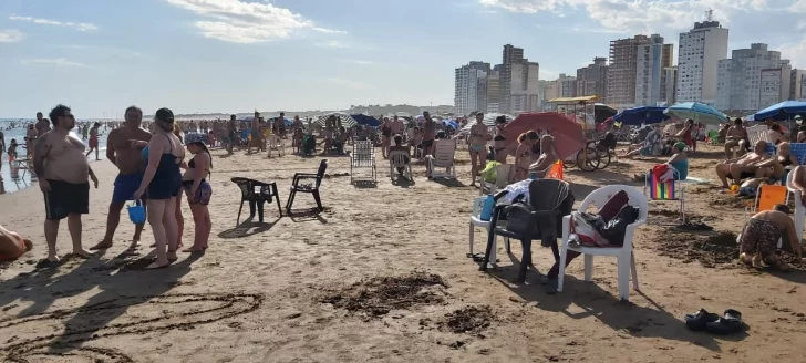 Un lunes caliente: 40 grados y poca presión de agua