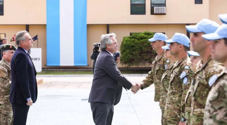 Fernández calificó como “un error” sus dichos sobre los militares