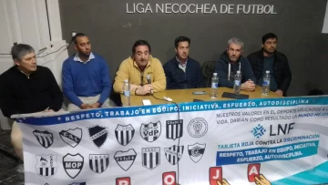 Respaldo del Intendente y el Concejo a la campaña “Tarjeta Roja a la Discriminación”