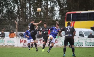 Mataderos no afloja y se escapa en la cima de la A