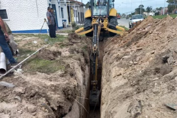 Comenzó obra de cloacas en Almirante Brown y 515