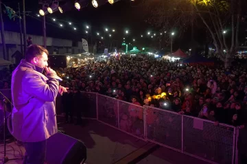 Con Nicolás Mattioli, cerraron los tres días de festejos por el aniversario de Quequén